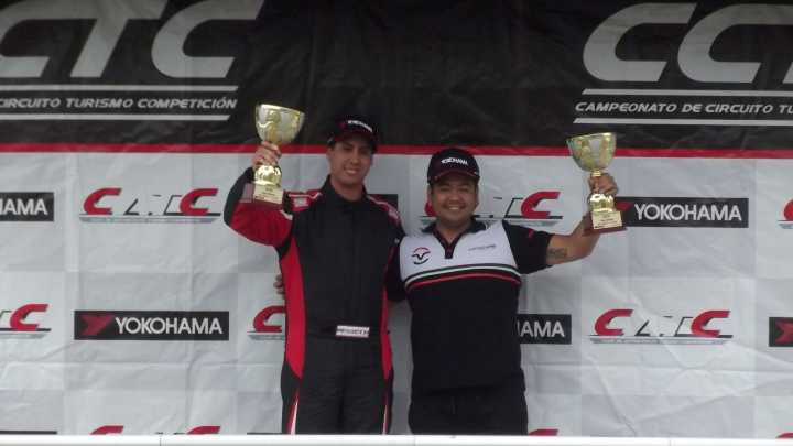 Este sábado Roger Velásquez va por el triunfo en “Las 6 Horas Peruanas”