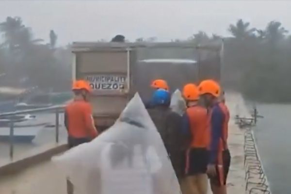 Fung-wong deja a Filipinas bajo el agua y causa cinco muertes tras su paso