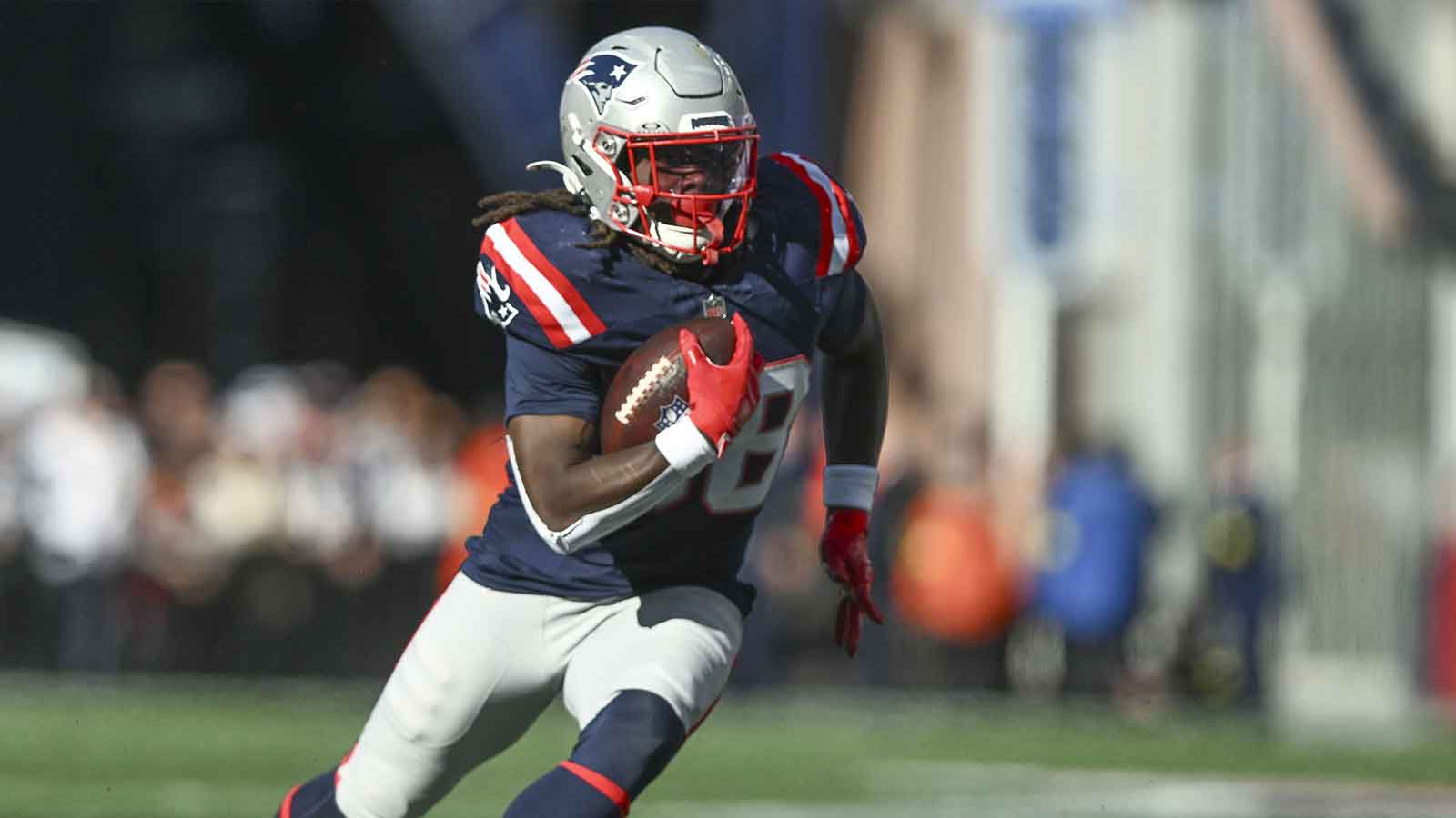 Patriots rumors: Fantasy football managers will take note of ESPN insider’s Rhamondre Stevenson