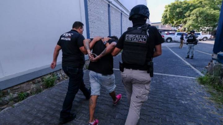 Detienen a presunto asesino de adolescente aficionado de Chivas