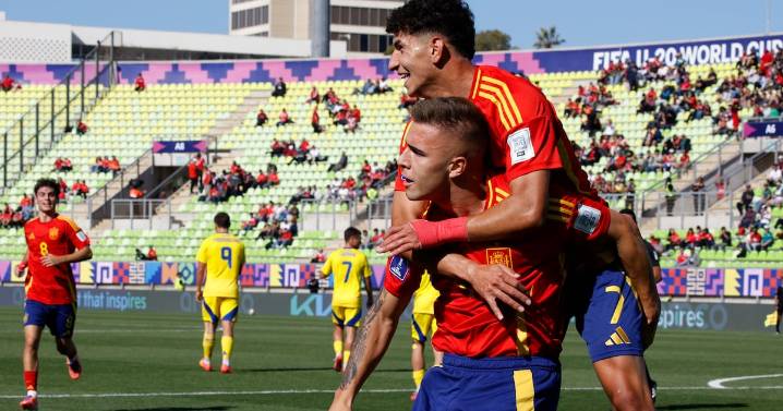 Las críticas de España al Mundial Sub 20 que se jugó en Chile: “Nos cambiamos de ropa en sillas, las duchas no funcionaban...”