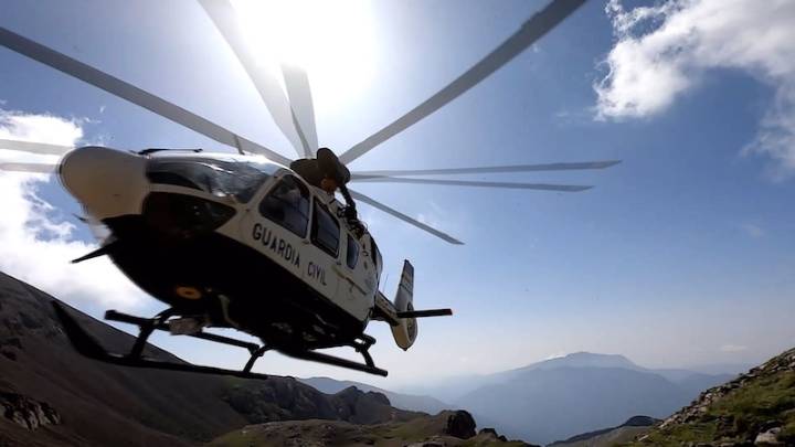 Rescatado un hombre del Pico Ocejón y trasladado en un helicóptero al hospital