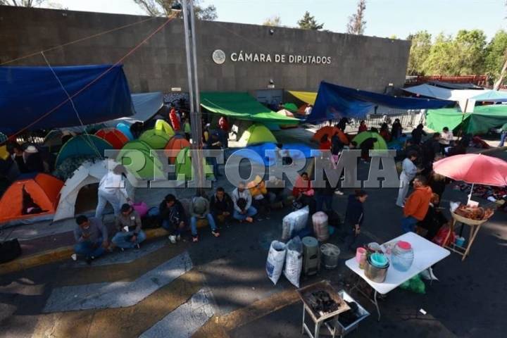 Chantajea la CNTE con parar el Mundial