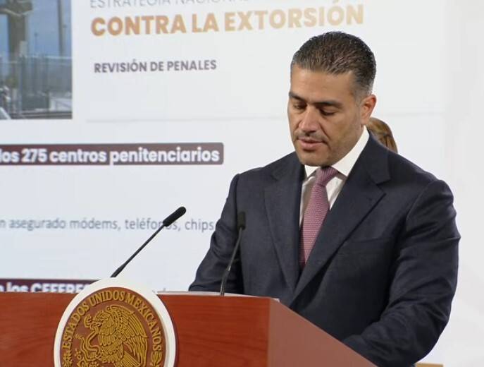 Escoltas de Carlos Manzo no están detenidos