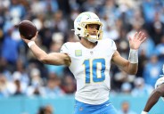 NFL Week 10 projected scores: Model predicts point spreads and totals for every game