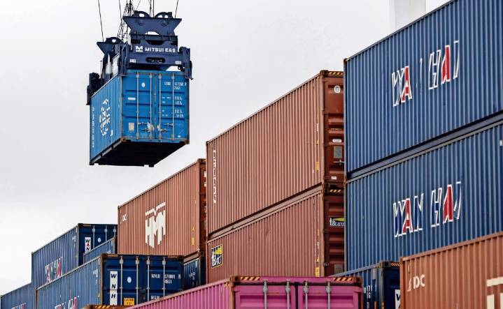 EU y Suiza llegan a un acuerdo sobre aranceles, anuncia el representante comercial estadounidense