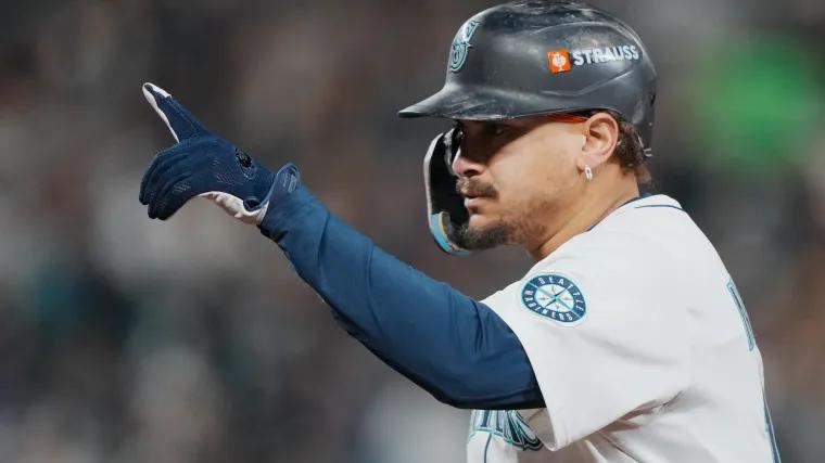 Mariners signing Josh Naylor chances get key update from ESPN's Jeff Passan