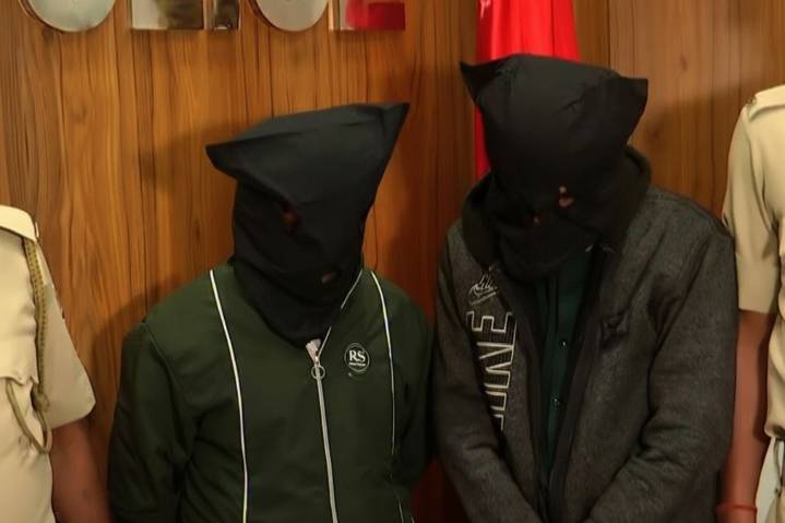 Crackdown on illegal firearms: Two persons arrested in Odisha; car and bullets seized