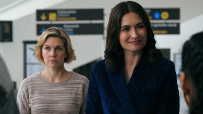 Rhea Seehorn dives into the ‘funny coupling’ of Carol and Zosia on ‘Pluribus’: ‘That’ll be fun if people root for them to get together’ (spoilers)