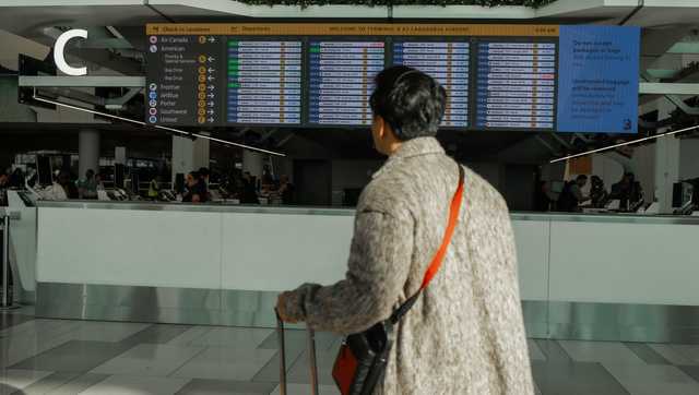 US airlines again cancel more than 1,000 flights on second day of cuts tied to government shutdown