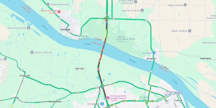 Crash on I-24 bridge blocking westbound lanes
