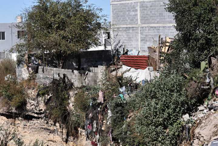 Saltillo: ‘Si no se percata gente, hay tragedia’: vecinos sobre mujer que incendió tejabán con hijas dentro