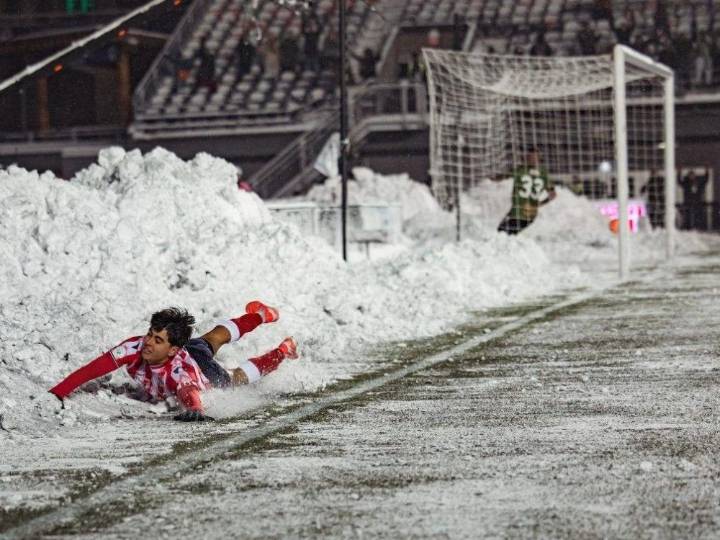 Atletico Ottawa beat Cavalry and snow to win first CPL title