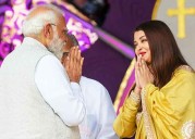 PM Modi blesses Aishwarya Rai Bachchan at centenary celebrations of Shri Sathya Sai Baba