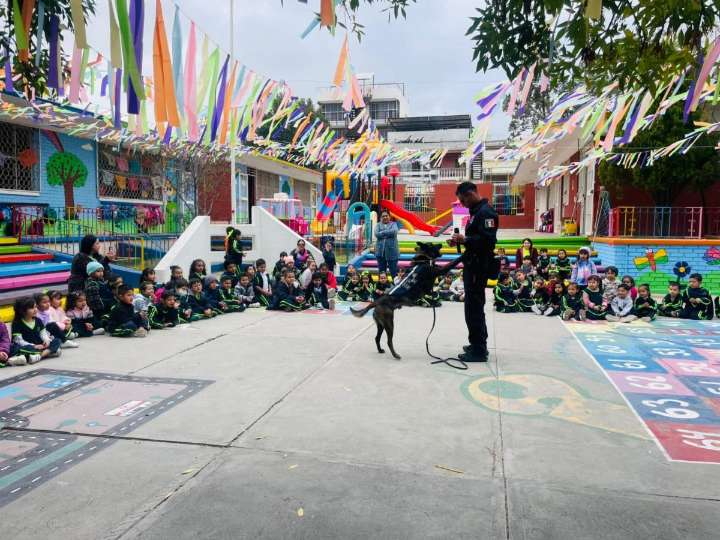 Visita Comisaría de Seguridad escuelas de todos los sectores de Saltillo