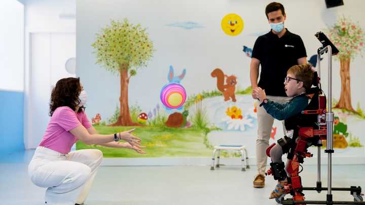 Madrid desmonta a Sánchez: los diez datos que demuestran que su sanidad es la mejor de España