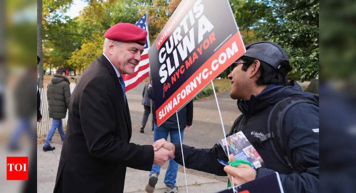 Can ‘white panther’ Curtis Sliwa upset the Mamdani vs Cuomo applecart in New York?