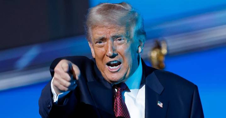 Donald Trump, 79, Orders Zohran Mamdani, 34, to Be Nice to Him