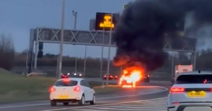 Fire on Edinburgh M90 sees emergency services rush to scene