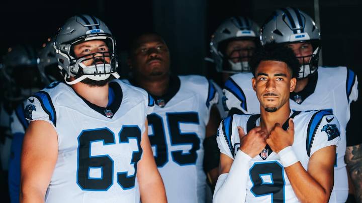 Three takeaways from Saturday, including another new offensive line look