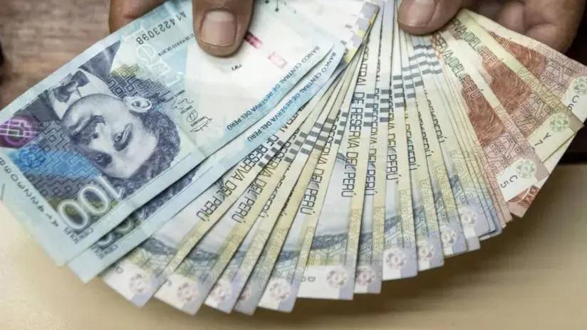 Los riesgos de ser aval de una tercera persona para un préstamo: “Es como poner las manos al fuego por alguien”