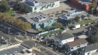 Presencia de ICE provoca cierre de escuela en Oakland – Telemundo Area de la Bahía 48