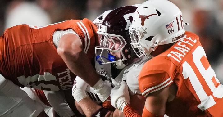 Texas A&M falls out of top 5 in AP poll, Georgia up to 3rd