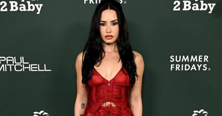 Demi Lovato's Backless Dress Will Grab Your Attention