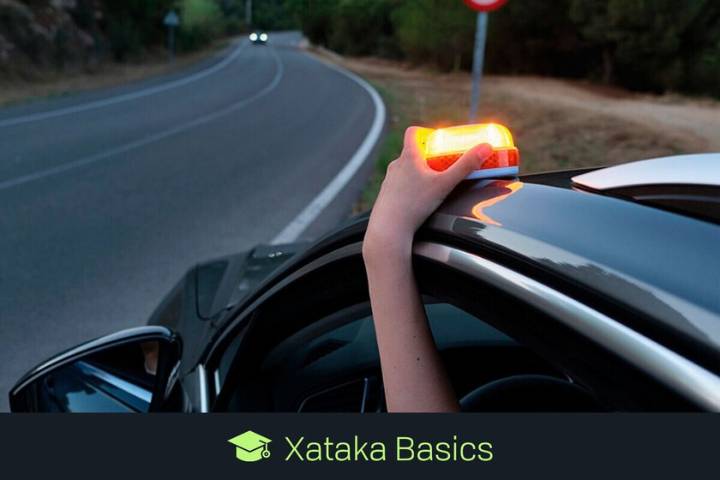 Baliza V16 sin eSIM ni conectividad: qué dice la DGT sobre ellas a partir de 2026