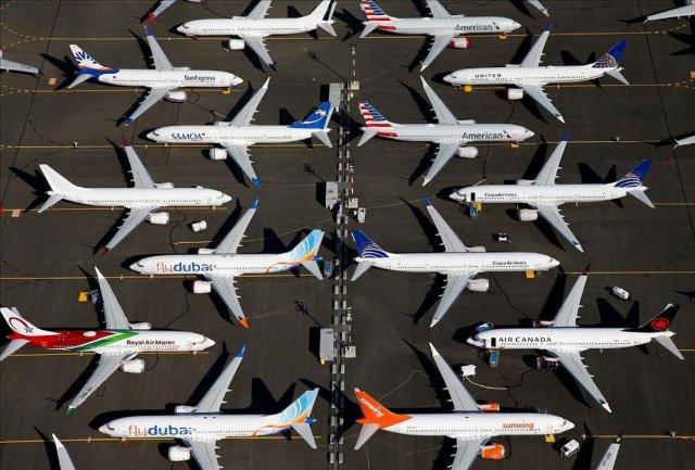 Gobierno de Maduro cumplió su amenaza y revocó concesión de varias aerolíneas