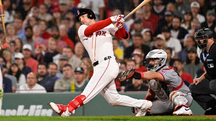 Alex Bregman opts out of contract as Tigers lurk in MLB free agency