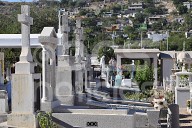 Panteón de La Paz fue supervisado tras denuncias por malos olores; incumplen profundidad de fosa