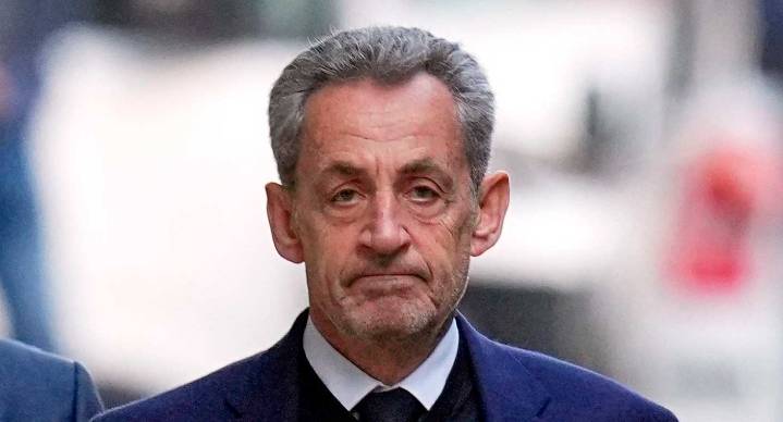 Nicolas Sarkozy, expresidente de Francia, obtiene libertad condicional tras cumplir 20 días en prisión
