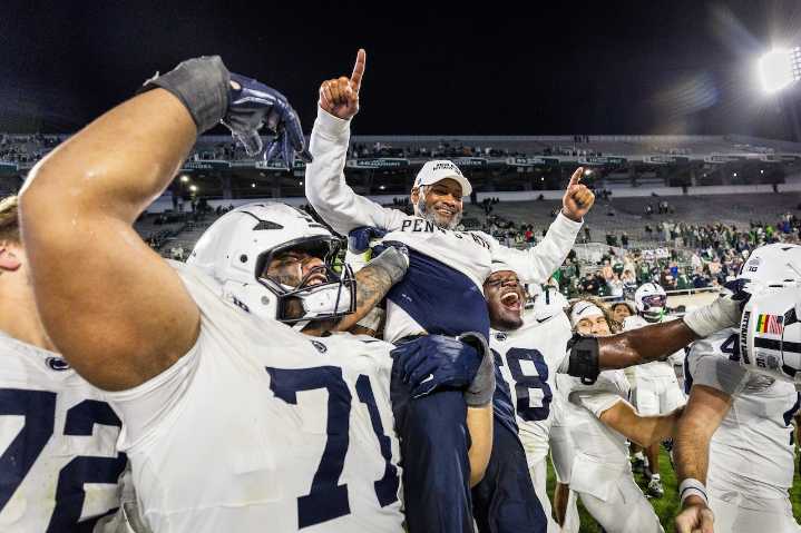 Gatorade showers, coach carry and more as Penn State breaks losing streak; Scenes from the day