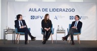 Aznar denuncia que el de Sánchez es un Gobierno «al margen de la ley» y cree que no habrá elecciones hasta 2027