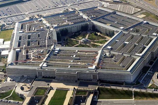 EEUU ataca "narcolancha" en el Caribe y mueren cuatro personas, reporta CBS News