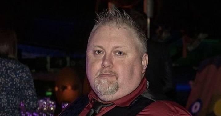 23st man claims NHS won't give him weight loss surgery