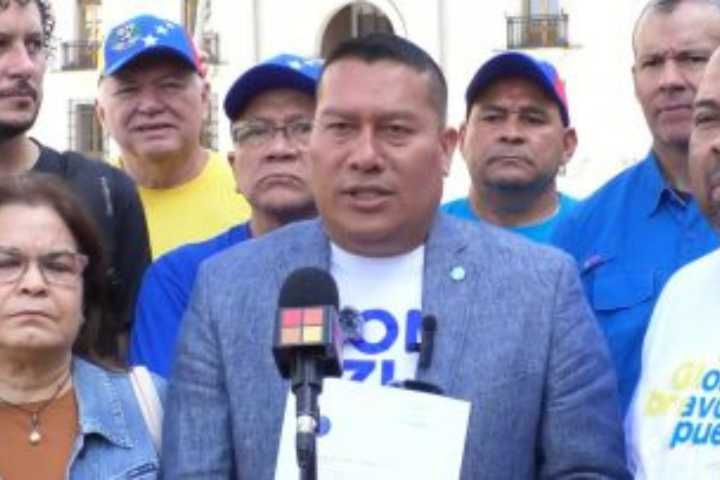 Activista venezolano escapa de un atentado en Chile tras ser interceptado por hombres armados: Detalles en videos