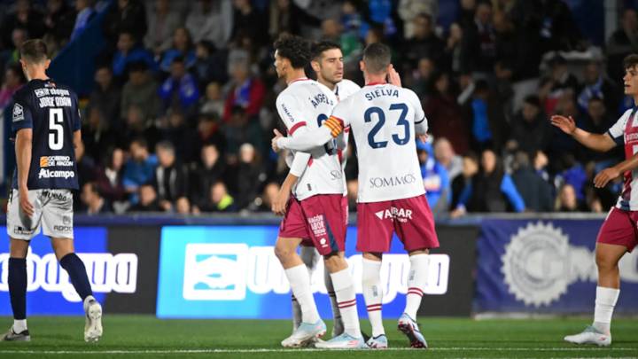 Horario y dónde ver gratis el partido Racing de Ferrol-SD Huesca de la Copa del Rey