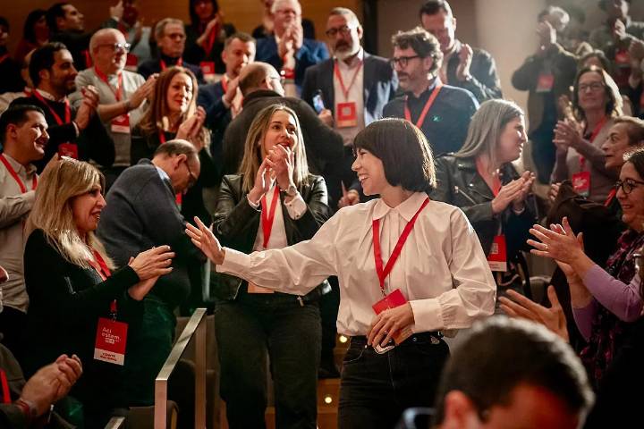 Morant entierra la exigencia de elecciones en Valencia y se lanza al ataque contra Llorca: "Oculta su patrimonio inmobiliario"