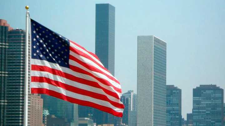 Estados Unidos impondrá recargo de 100 dólares a turistas extranjeros en parques nacionales desde 2026