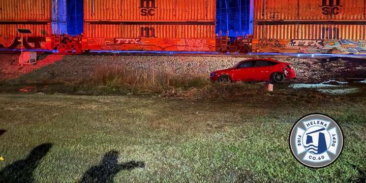 No major injuries in car vs train accident in Helena