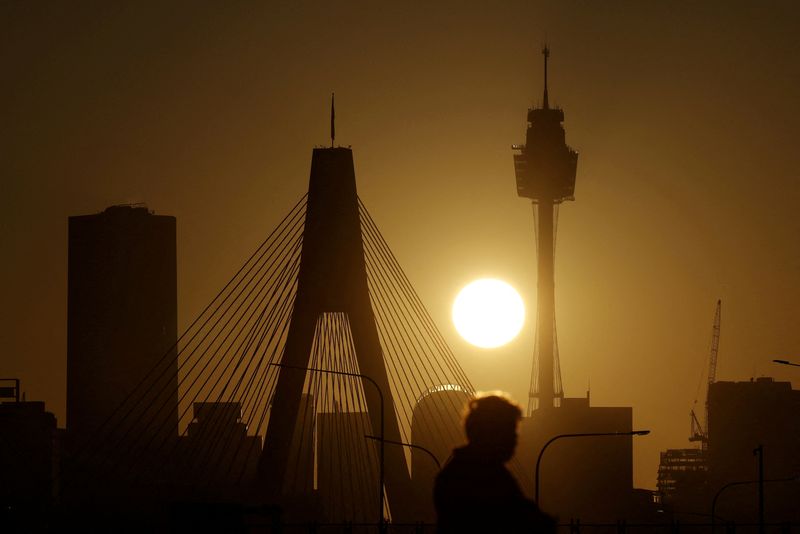 Backwater to breakout: Investors pivot to Australian small caps as blue