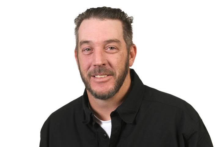 Review-Journal employee wins award for operations, press workers