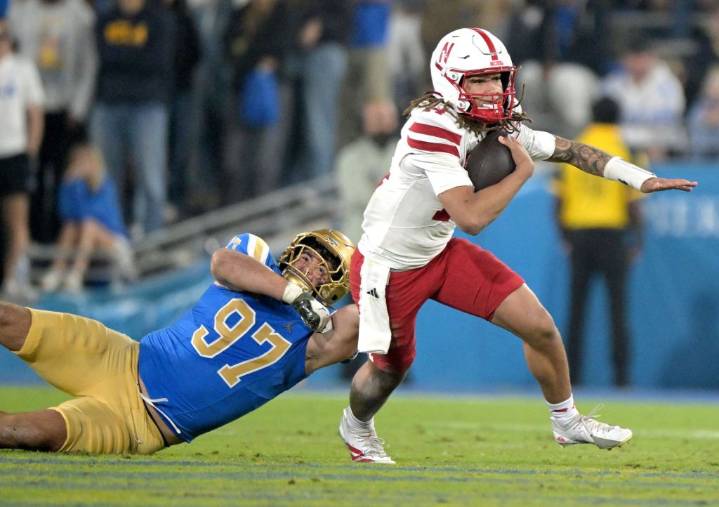 UCLA searching for a way to pressue the quarterback