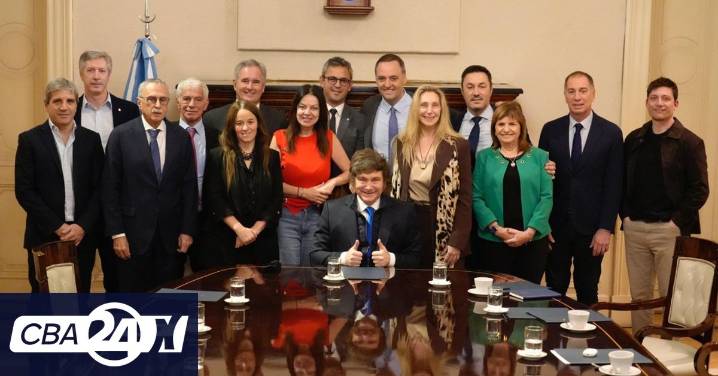 Javier Milei reunió a su gabinete en la Casa Rosada con caras nuevas