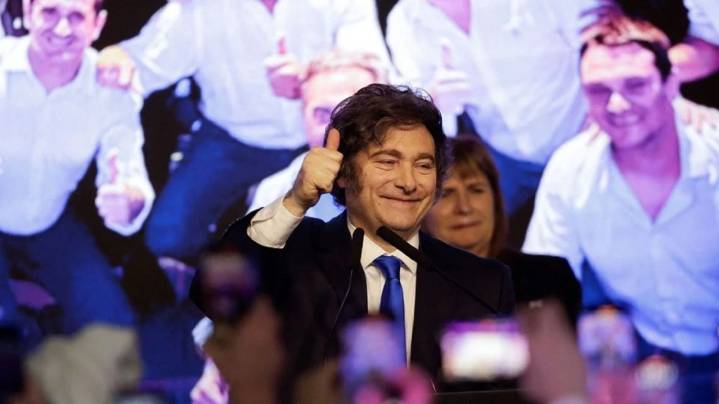 Eduardo Ibarra: “El Presidente se ha empoderado bastante y le permite jugar con la presión tanto a los gobernadores como a los legisladores”