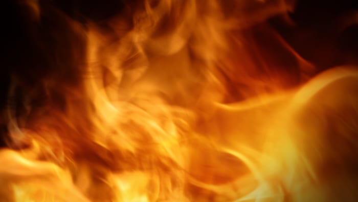 Firefighter injured after roof collapses during building fire in Houston’s Third Ward