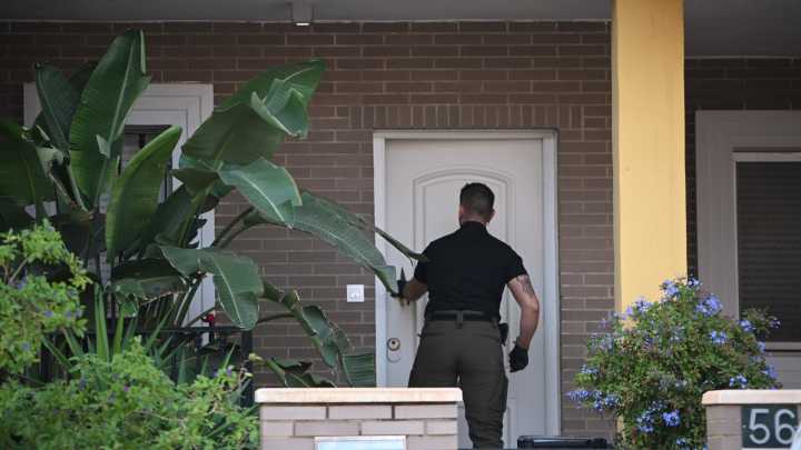 A UCO atopa armas, obras de arte e diñeiro nos rexistros do caso Máscaras