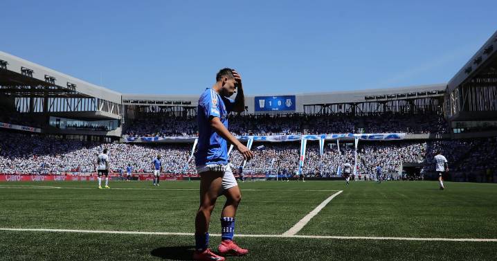 El duro castigo a Lucas Assadi por los escupitajos contra los hinchas de la UC